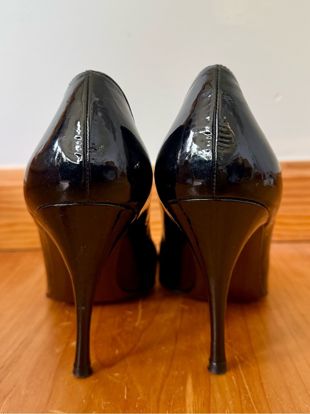 Stuart Weitzman Patent Leather Peep Toe Pumps | Size 9 - Picture 5 of 8